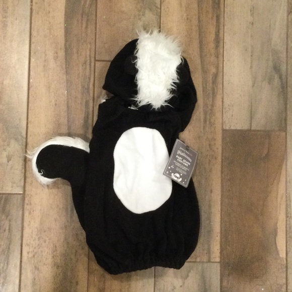 Pottery Barn Kids Skunk Costume - Picture 4 of 5